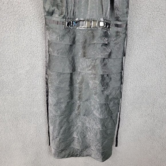 Elegant Gray Sleeveless Dress - Picture 3 of 12